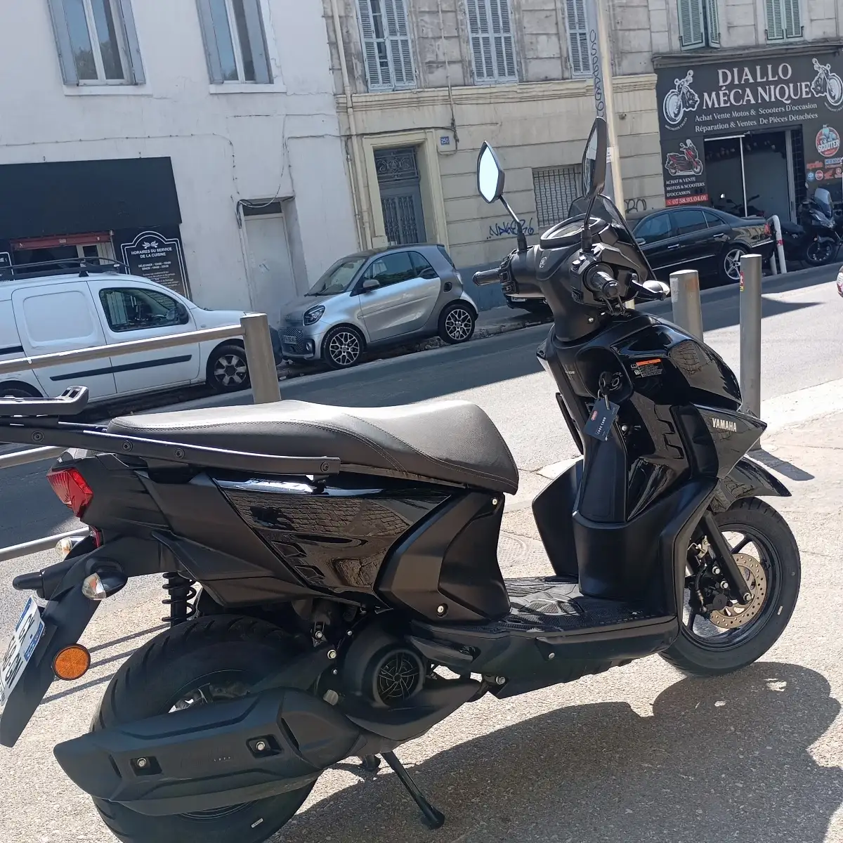 YAMAHA CYGNUS RAYZR