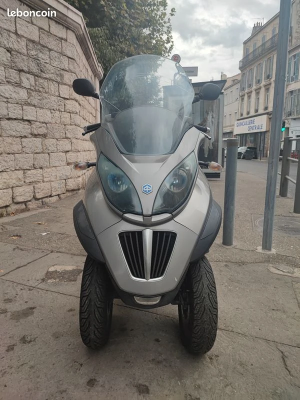 PIAGGIO MP3 400 2010